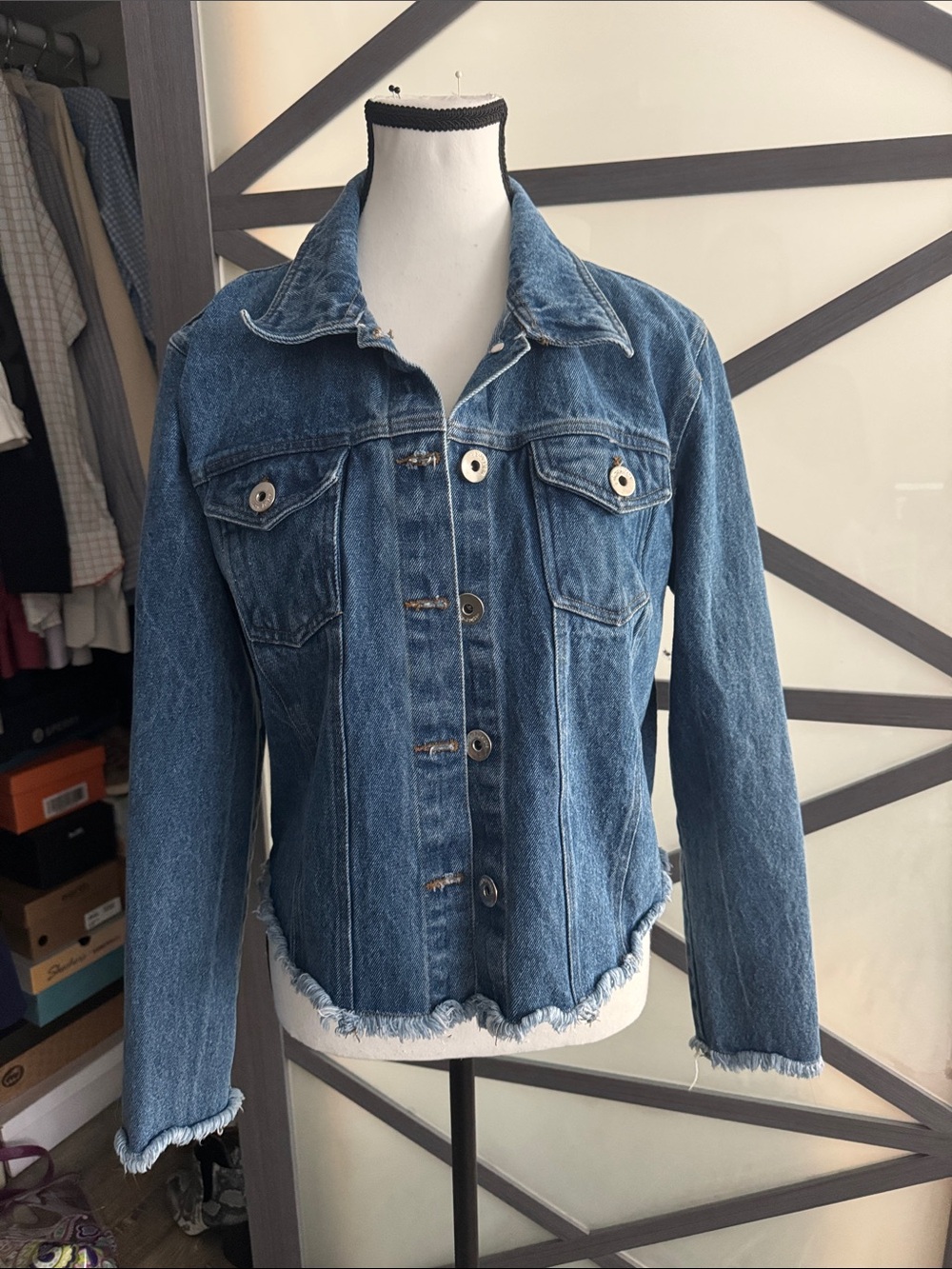 Eighty Eight Premium Cropped Raw Hem Denim Jacket Medium